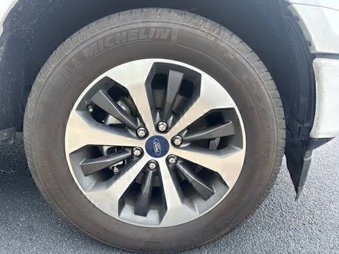 Used 2020 Ford F150 XL w/ Equipment Group 101A Mid RWD image 4
