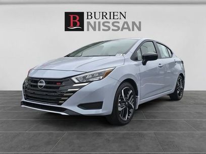 Used 2025 Nissan Versa SR w/ Trunk Package