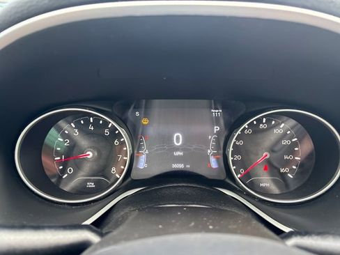 Used 2019 Jeep Compass Limited AWD/4WD image 13