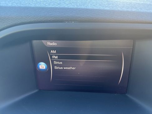 Used 2018 Volvo V60 T5 Dynamic w/ Vision Package image 36