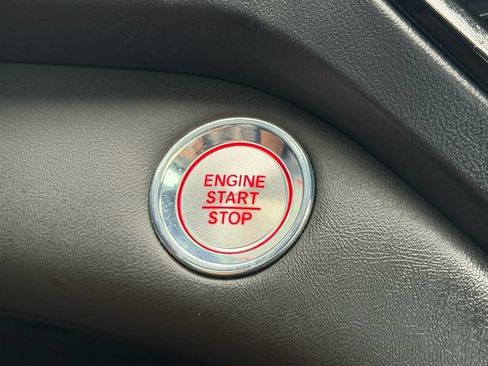Certified 2025 Acura RDX SH-AWD image 28