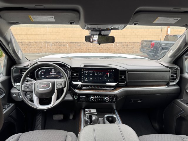 Used 2024 GMC Sierra 1500 Elevation w/ Max Trailering Package AWD/4WD image 15
