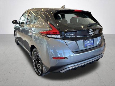Certified 2024 Nissan Leaf SV Plus FWD image 11