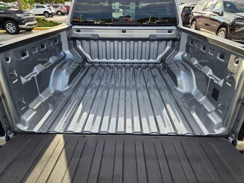 Used 2026 Chevrolet Colorado W/T w/ WT Custom Package image 13