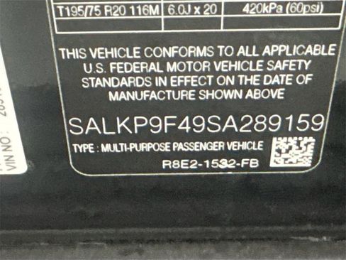 Certified 2025 Land Rover Range Rover SE image 31