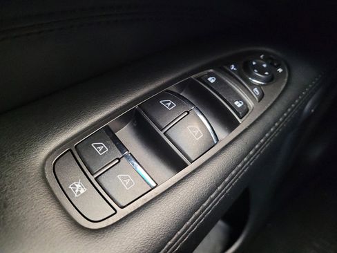 Used 2015 INFINITI QX60 3.5 w/ Premium Plus Package image 27