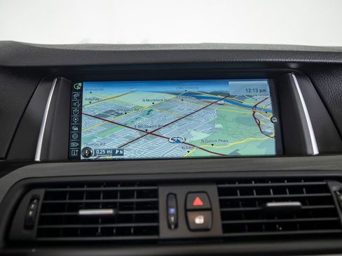 Used 2014 BMW 550i Sedan RWD image 35
