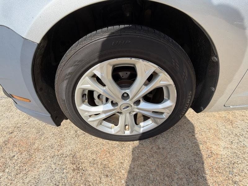 Used 2012 Ford Fusion SE FWD image 9
