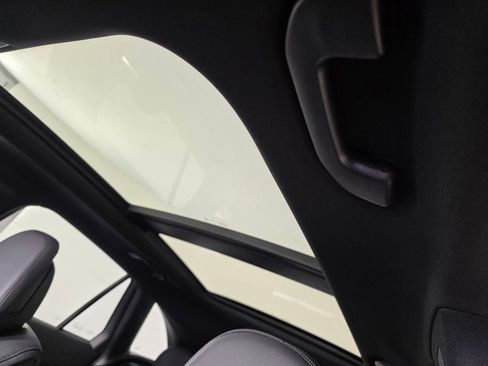 New 2026 Mercedes-Benz GLC 300 image 9