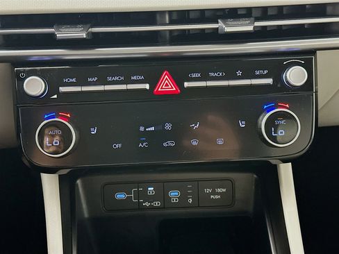 Used 2025 Hyundai Tucson SEL FWD image 23