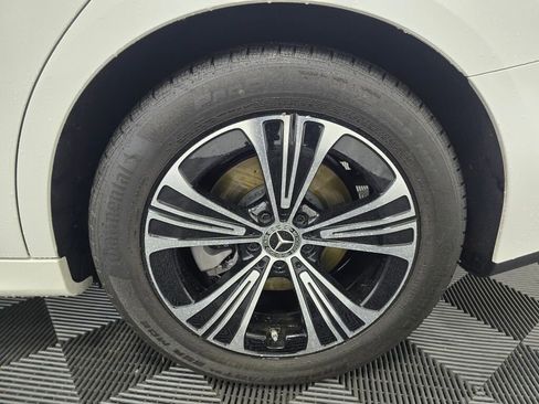 Used 2024 Mercedes-Benz E 350 4MATIC Sedan image 20