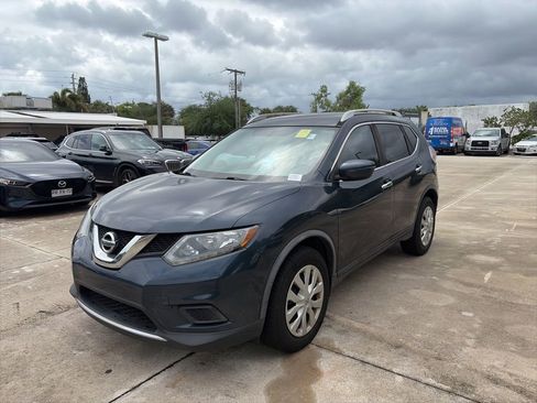 Used 2016 Nissan Rogue S w/ Appearance Package FWD image 7