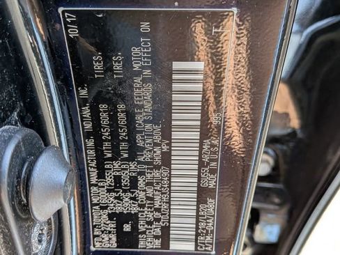 Used 2018 Toyota Highlander XLE AWD/4WD image 39