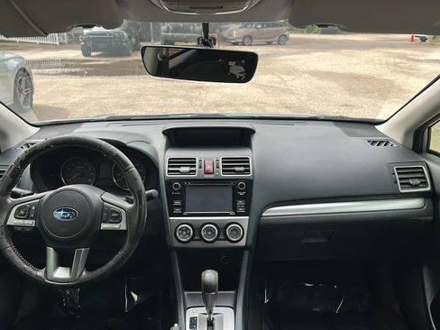 Used 2017 Subaru Crosstrek 2.0i Premium AWD/4WD image 24