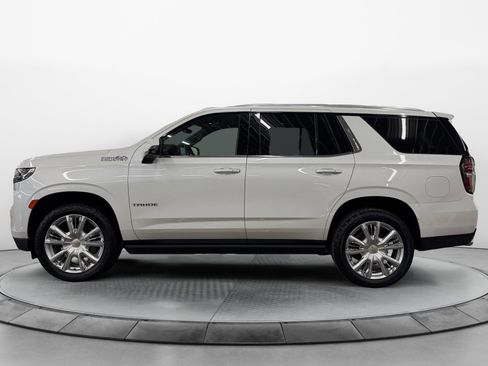 Used 2021 Chevrolet Tahoe High Country w/ Premium Package image 3