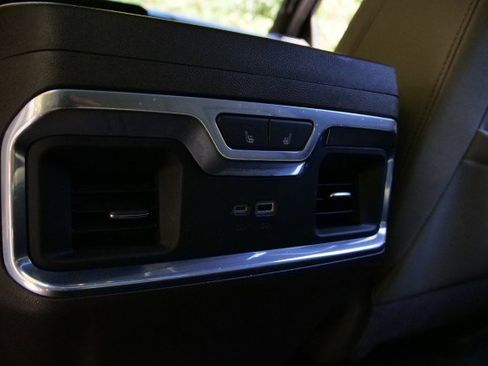 Used 2024 Chevrolet Silverado 3500 LTZ w/ LTZ Plus Package image 33