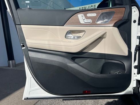 Certified 2026 Mercedes-Benz GLS 450 4MATIC image 11