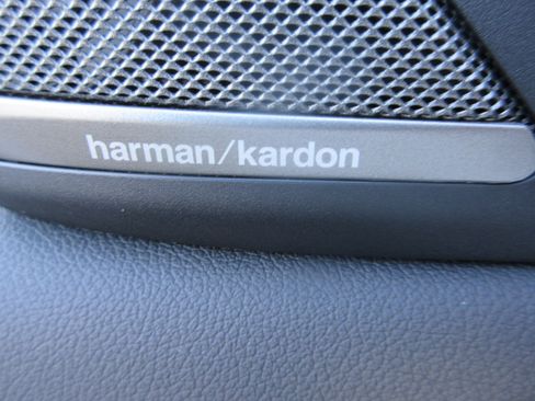 Used 2023 BMW 540i w/ M Sport Package image 63