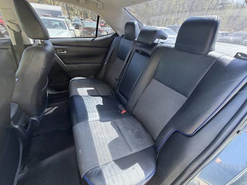 Used 2019 Toyota Corolla SE w/ SE Premium Package FWD image 26