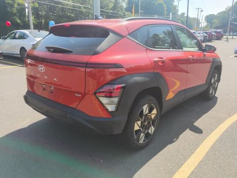 Used 2024 Hyundai Kona SEL AWD/4WD image 5