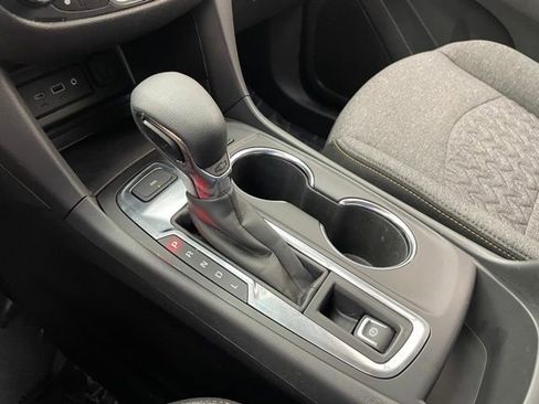 Used 2024 Chevrolet Equinox LT AWD/4WD image 7
