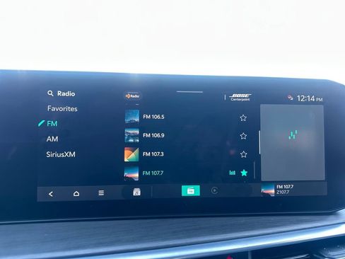 Used 2025 Kia Sorento SX Prestige image 24