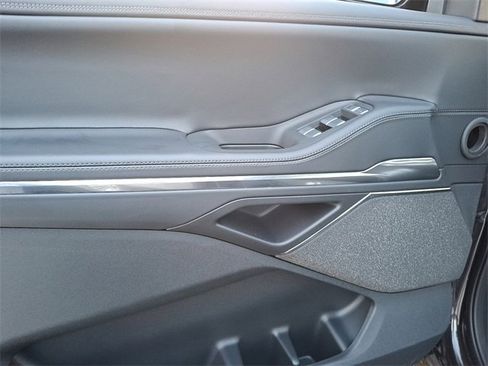 New 2025 Lincoln Navigator Reserve image 14