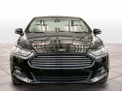 Used 2013 Ford Fusion SE FWD image 3