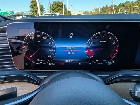 Certified 2024 Mercedes-Benz GLE 350 4MATIC image 11