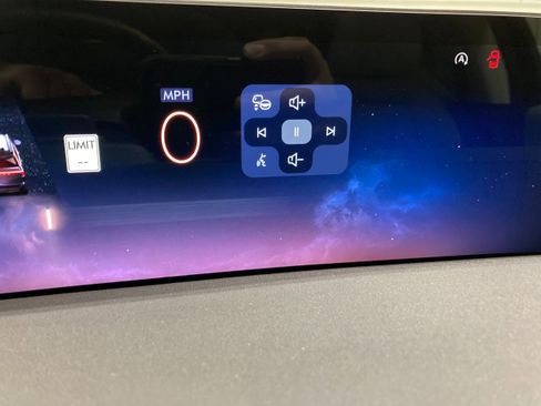 Used 2026 Lincoln Navigator L Reserve AWD/4WD image 34