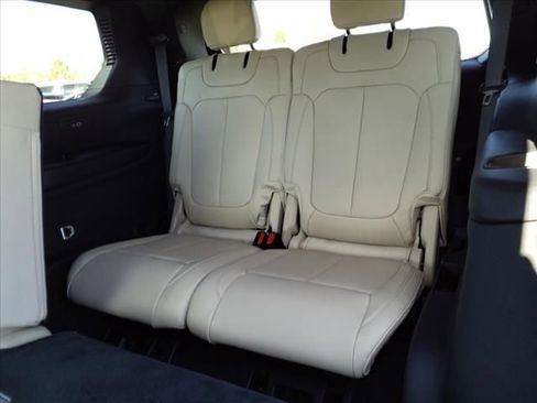 New 2025 Jeep Grand Cherokee L Limited w/ Black Appearance Package image 7