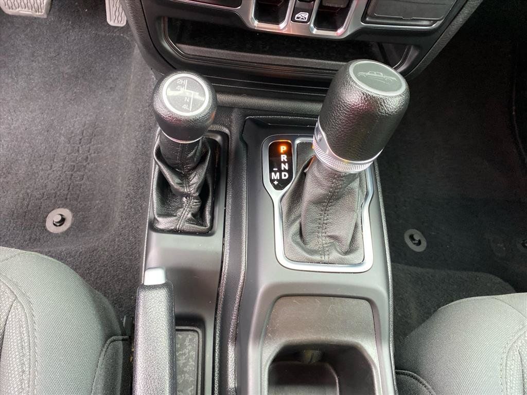 Used 2021 Jeep Gladiator Sport AWD/4WD image 12
