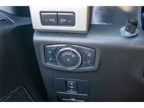 Used 2020 Ford F250 Lariat w/ Lariat Value Package image 24