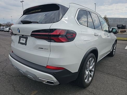 Certified 2024 BMW X5 xDrive40i w/ Premium Package AWD/4WD image 13