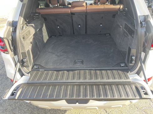 Used 2024 BMW X5 xDrive40i w/ Premium Package image 32