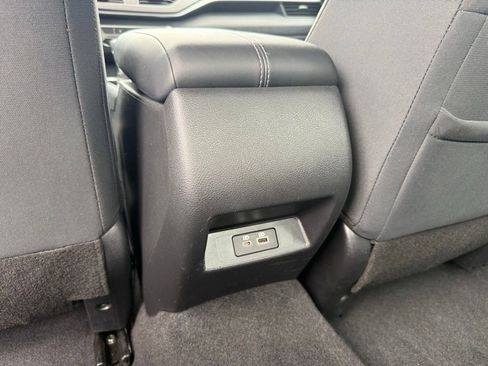 Used 2025 Nissan Altima 2.5 SV FWD image 31