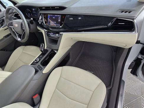Used 2024 Cadillac XT6 Premium Luxury w/ LPO, Floor Liner Package image 19