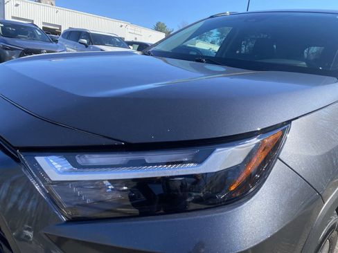 Used 2025 Toyota RAV4 XLE AWD/4WD image 18