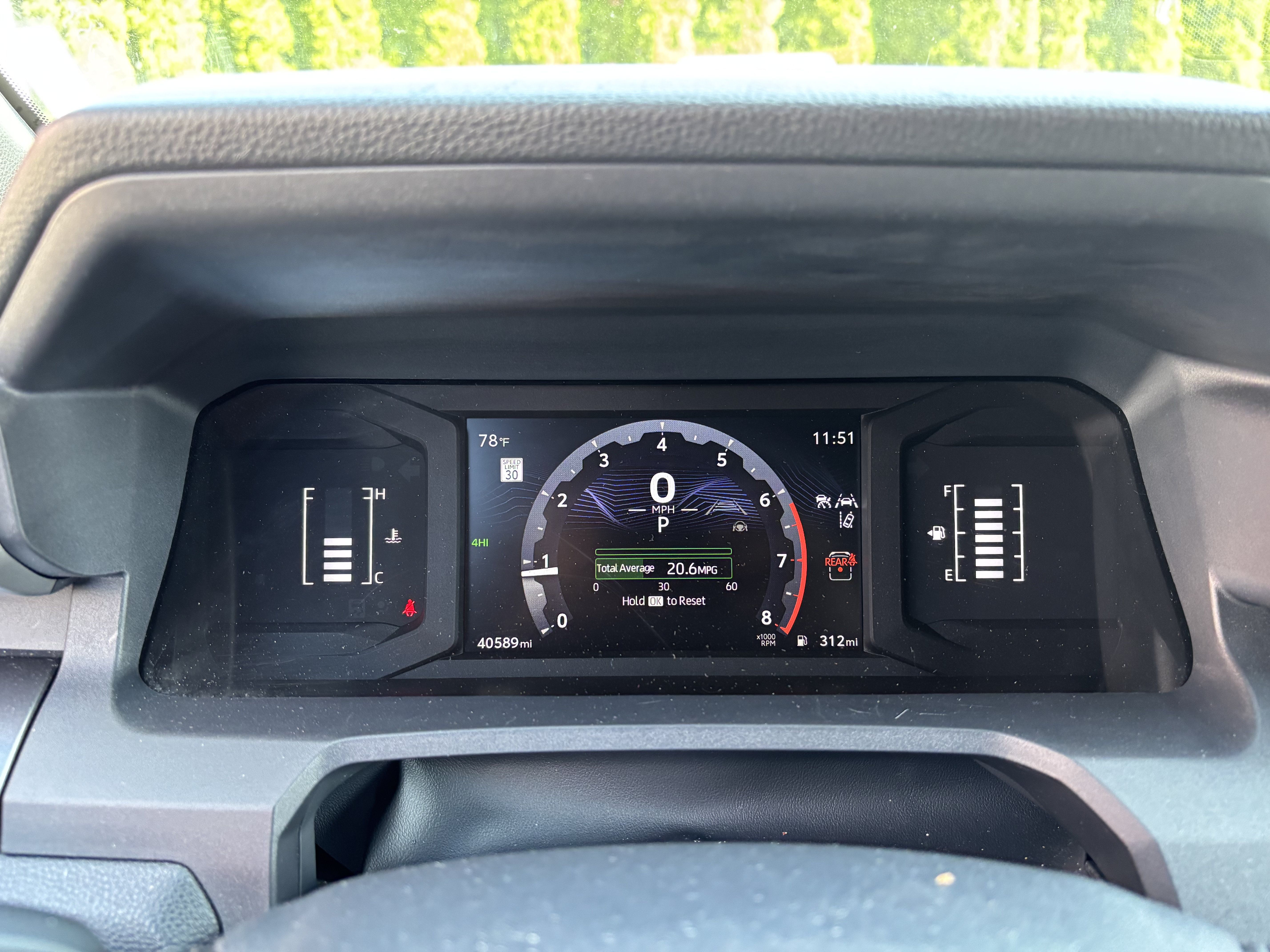 Used 2025 Toyota 4Runner SR5 AWD/4WD image 21