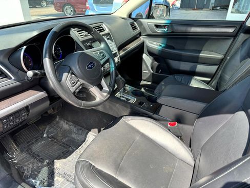 Used 2017 Subaru Legacy 2.5i Limited image 10