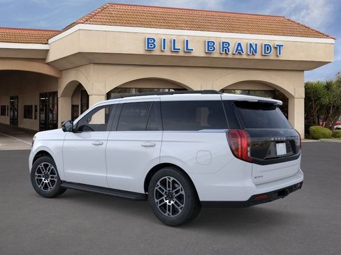 New 2026 Ford Expedition Active AWD/4WD image 4