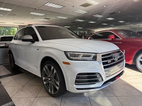 Used 2018 Audi SQ5 Prestige w/ Prestige Package image 1