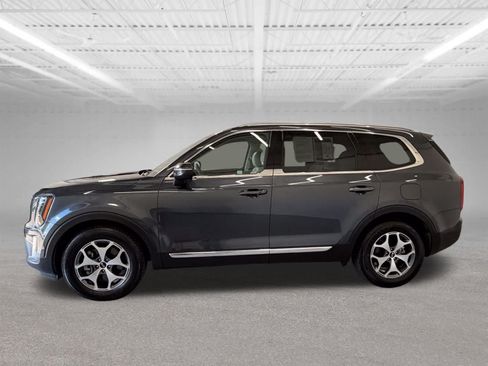 Used 2020 Kia Telluride EX AWD/4WD image 2