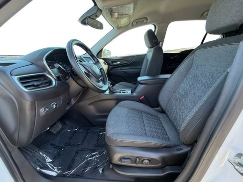 Used 2024 Chevrolet Equinox LT image 9