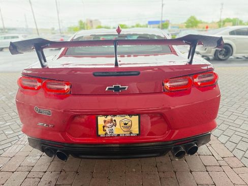 Used 2020 Chevrolet Camaro ZL1 RWD image 12