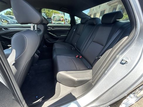 Used 2022 Honda Accord Sport image 17