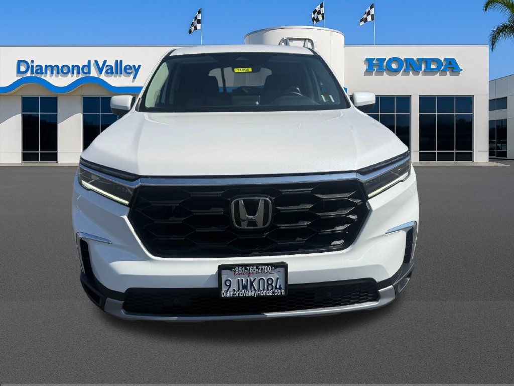 Certified 2024 Honda Pilot EX-L image 2