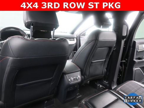Used 2025 Ford Explorer ST-Line w/ ST-Line Street Pack image 20