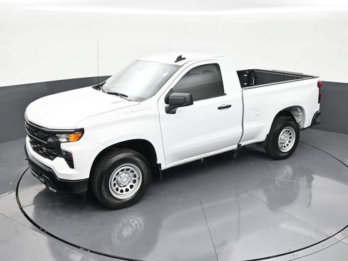 Used 2026 Chevrolet Silverado 1500 W/T w/ WT Value Package RWD image 12