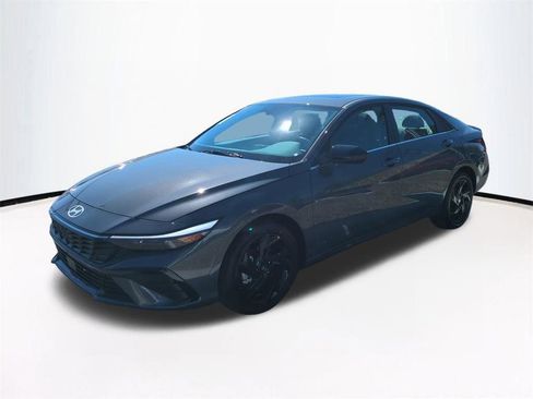 New 2026 Hyundai Elantra SEL Sport image 9